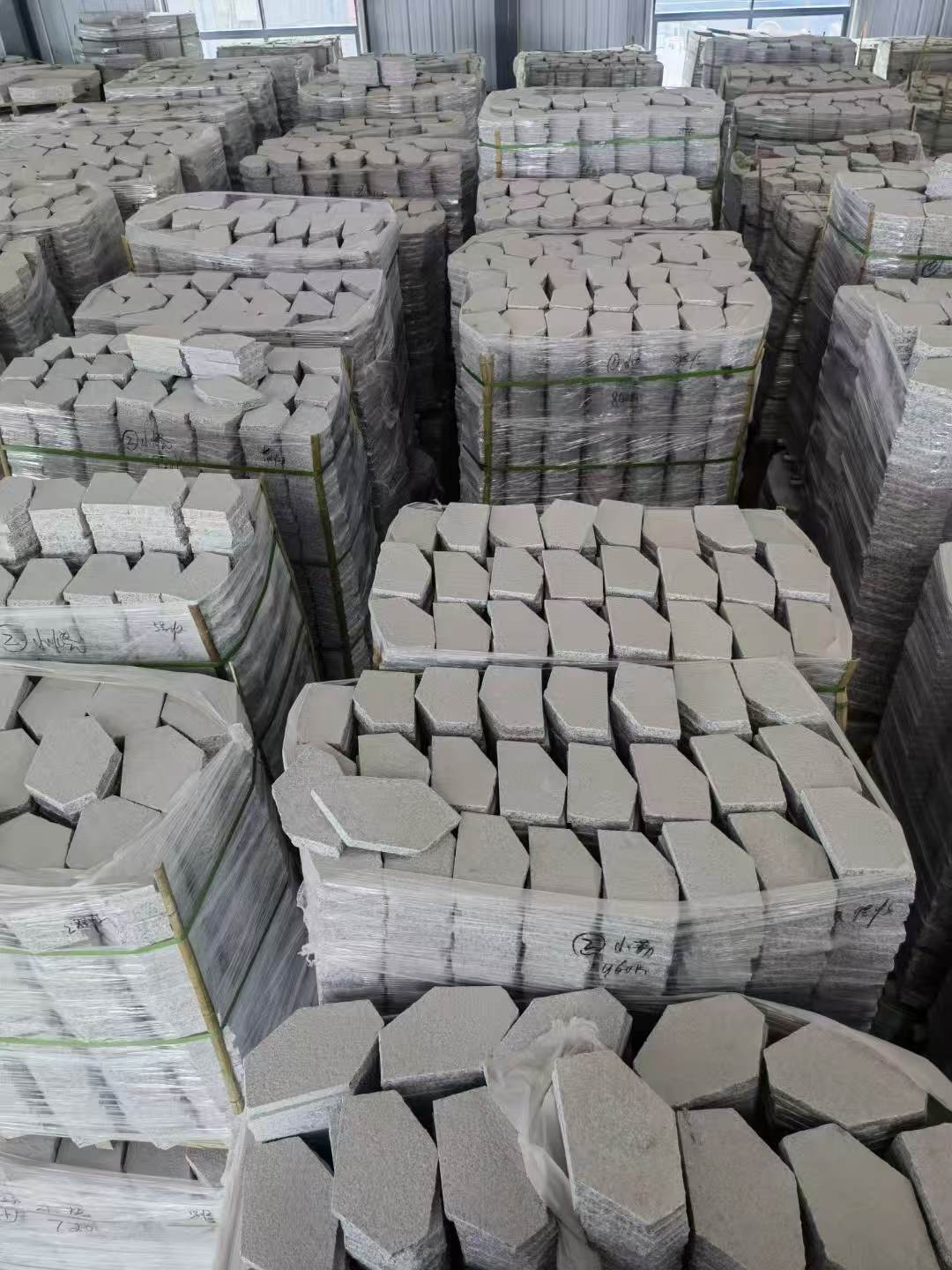 怀化芝麻白石材冰裂纹，碎拼。